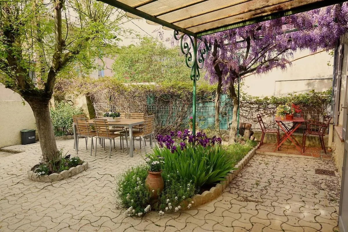 Apartment Provence Romantic Home - Heart Historical Village Besse-sur-Issole France